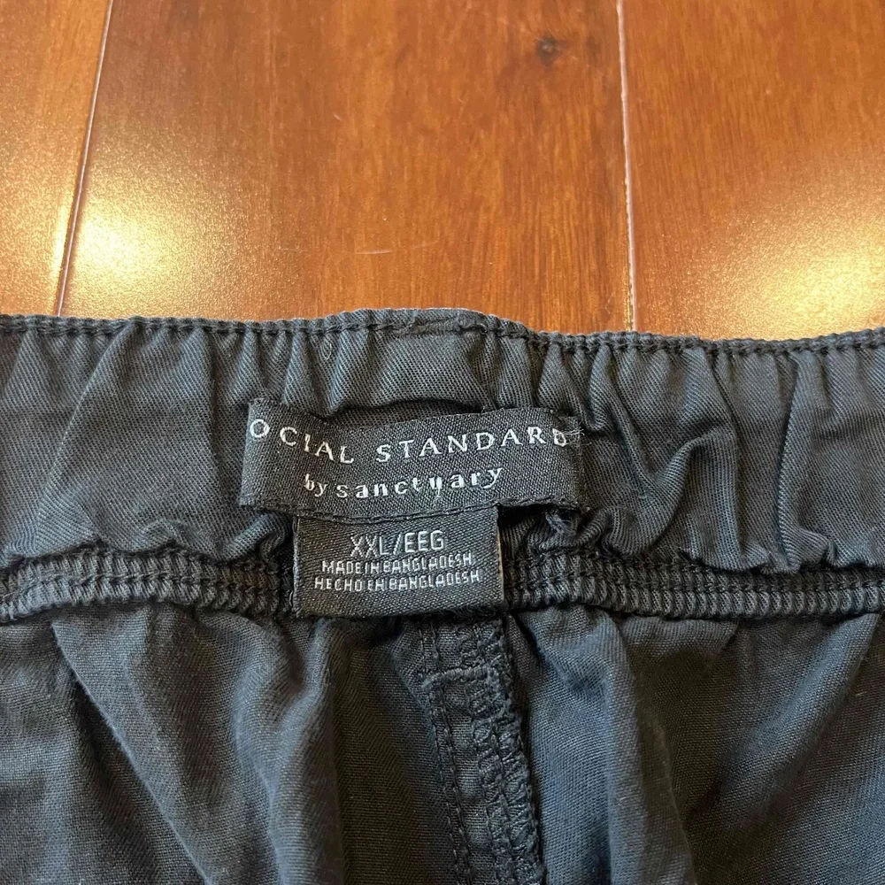 New NWT Sanctuary Social Standard Fortune Tencel Shorts Washed Black Plus Sz XXL